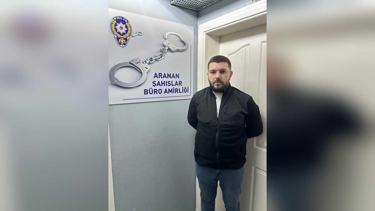 Firari Hükümlüler Evlerinde Yakalandı: Operasyon Anları Kamerada
