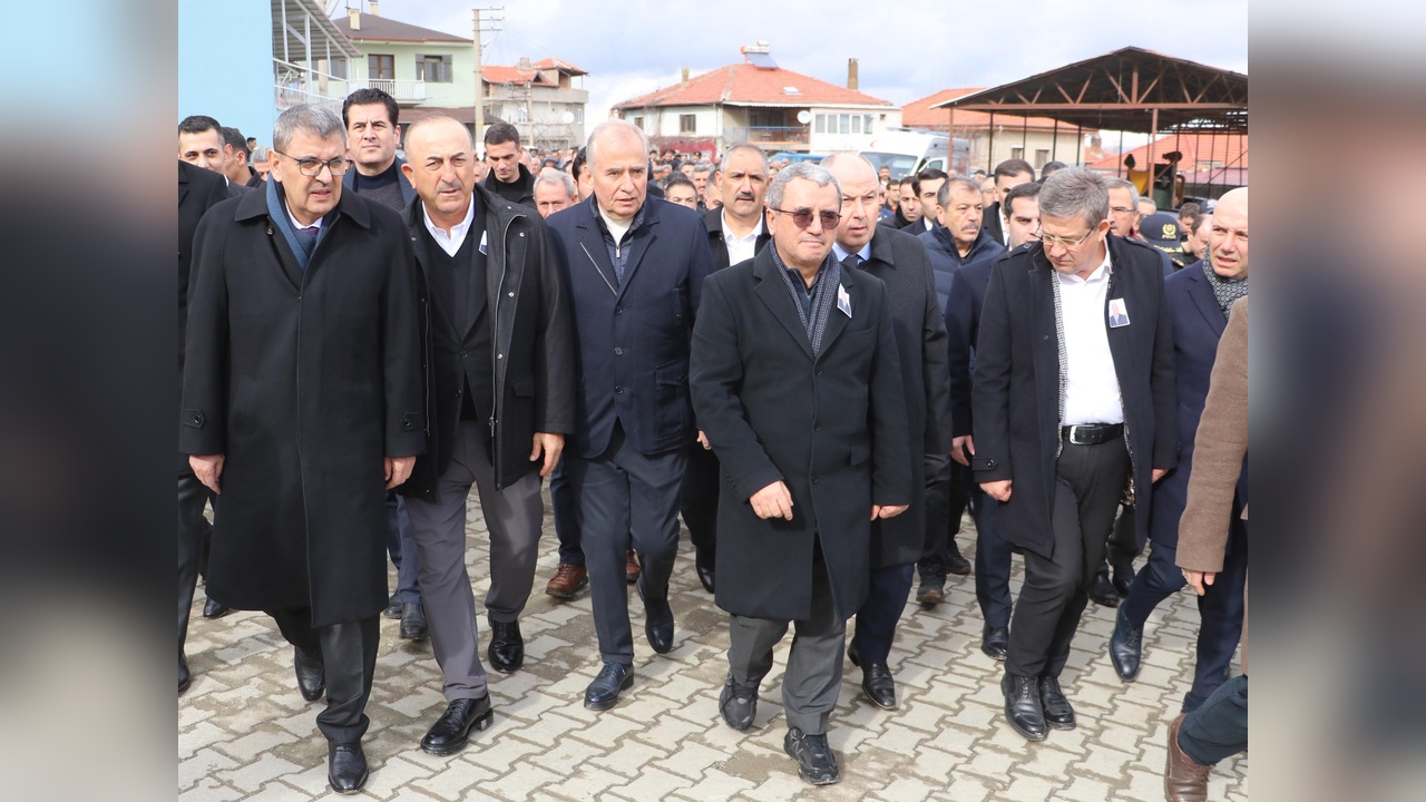 BM Temsilcisi Yıldız'ın Babası Son Yolculuğuna Uğurlandı