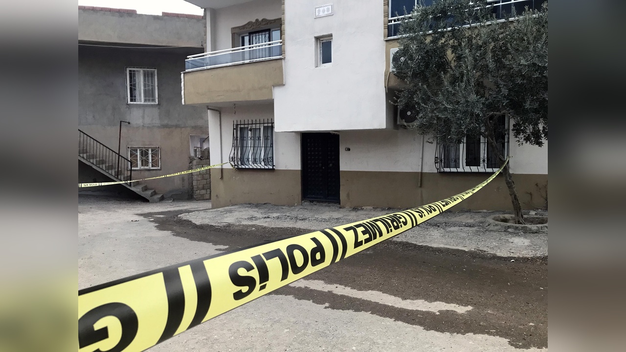 Annesine Ateş Eden Genç, Ardından Kendisine İntihar Girişiminde Bulundu