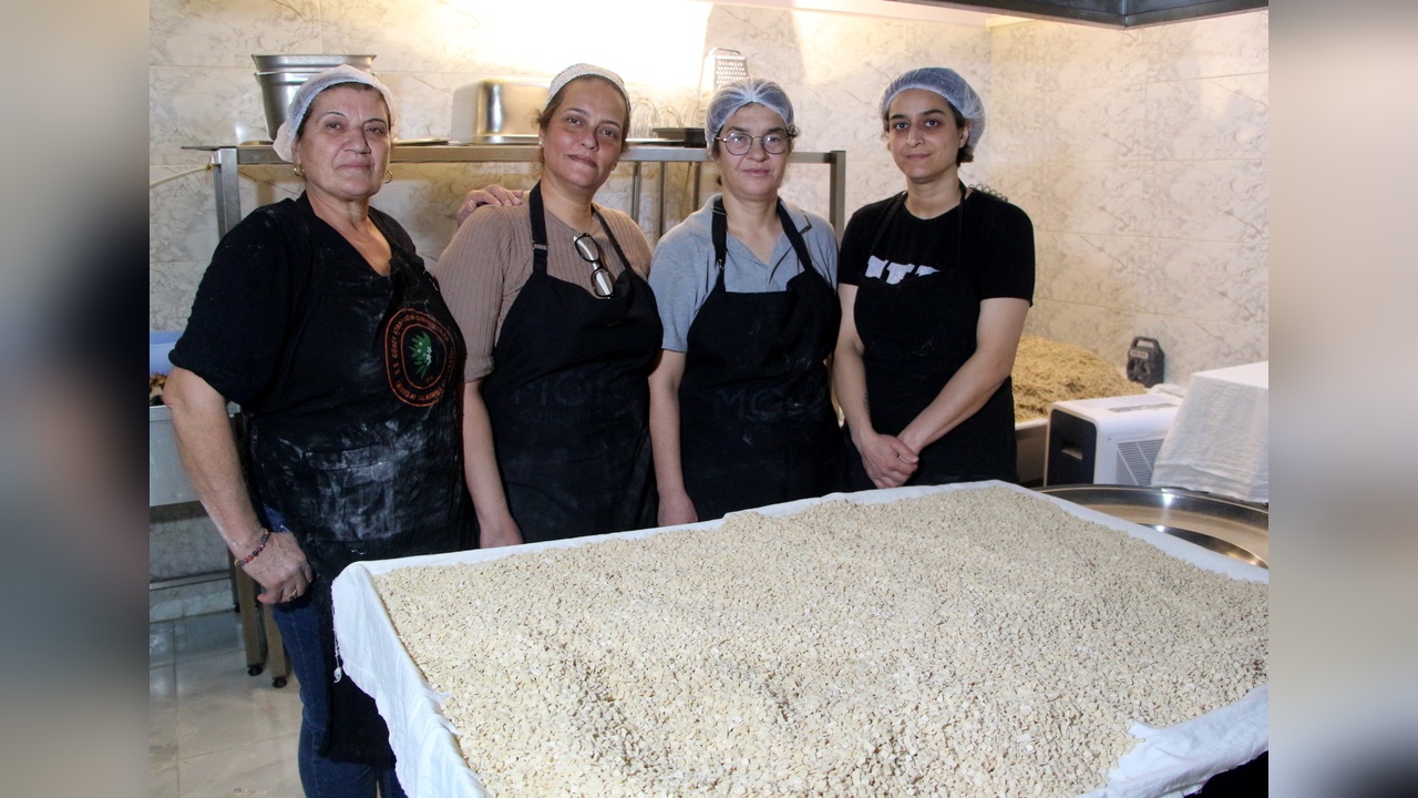 Kadın Girişimciler Erişte Üretimiyle Ekonomiye Katkı Sağlıyor