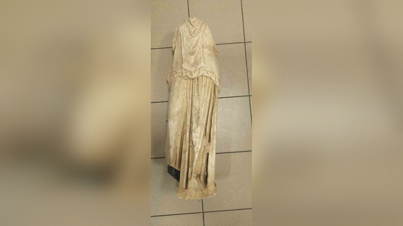 Selanik'te Çöp Poşetinde İki Bin Yıllık Heykel Keşfi