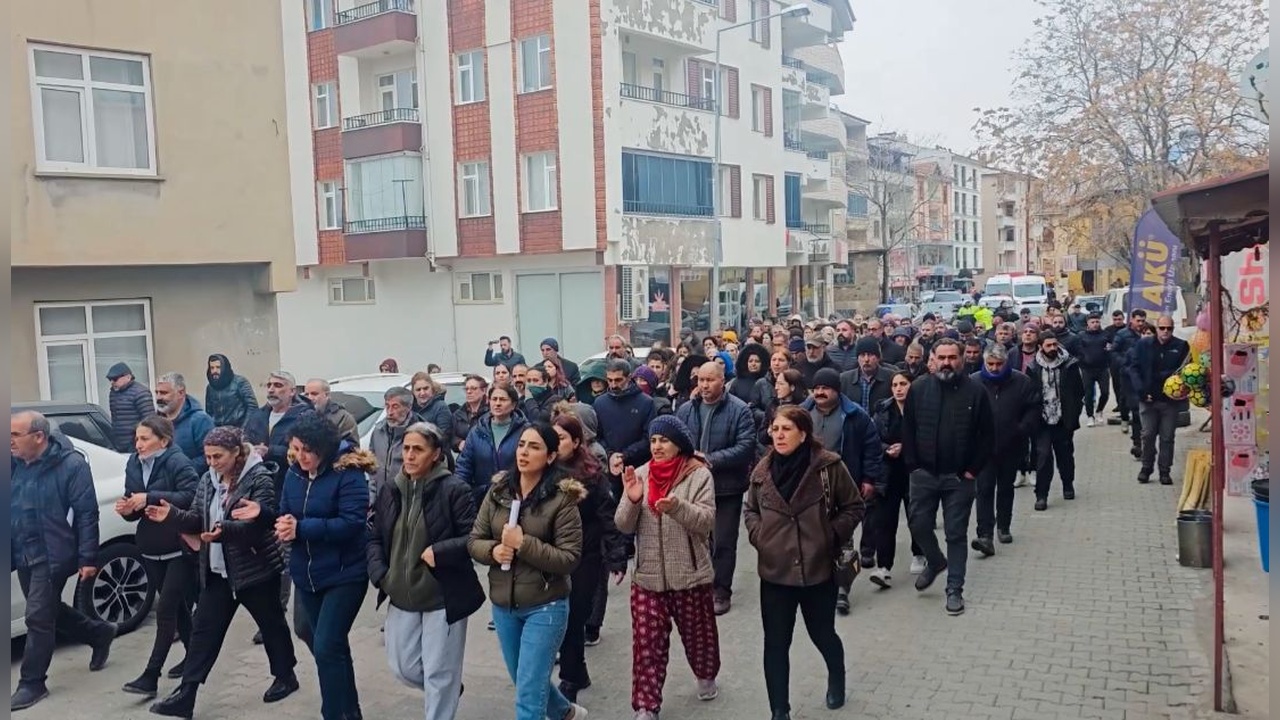 Anne ve Sevgilisi İstismar İddiasıyla Tutuklandı