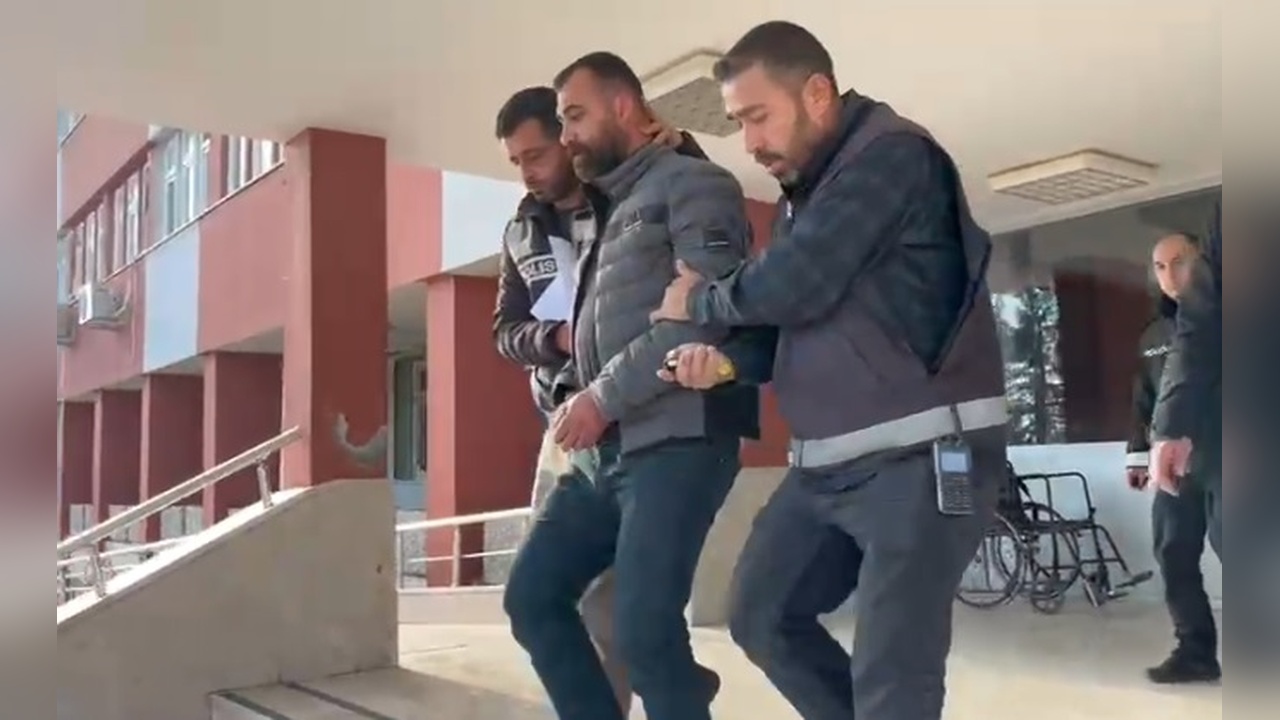 Otomobile Ateş Açan Saldırgan Tutuklandı