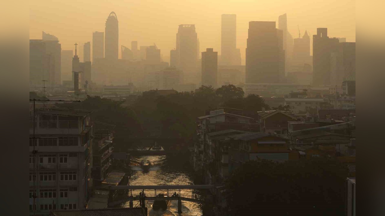 Bangkok'ta Hava Kirliliğiyle Mücadele İçin Ücretsiz Ulaşım Dönemi Başlıyor