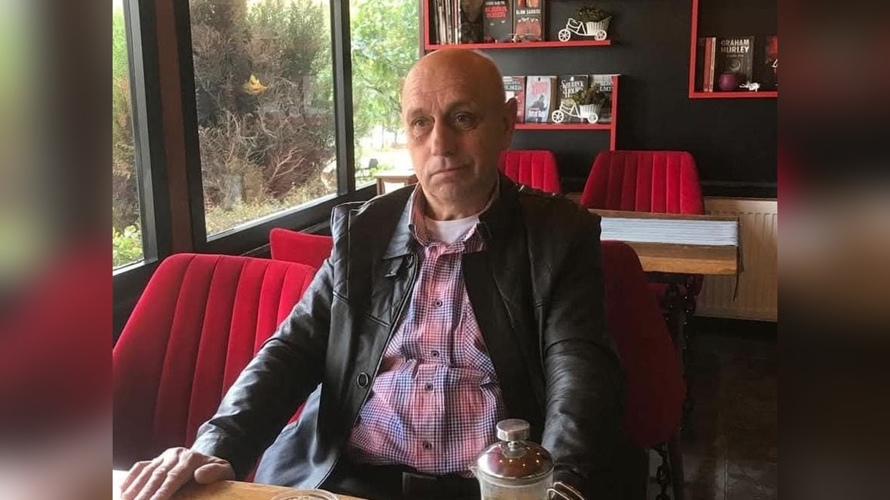Kalp Krizi Geçiren Sürücü Direksiyon Başında Hayatını Kaybetti
