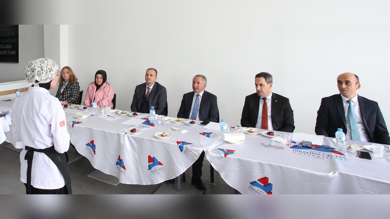 Geleceğin Şefleri Final Sınavında Yeteneklerini Sergiledi