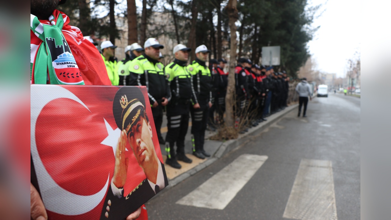 Gaffar Okkan ve Arkadaşları Unutulmadı
