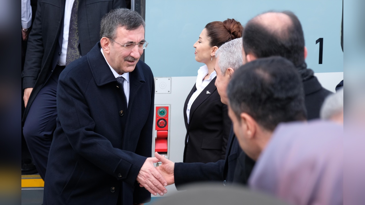 Cumhurbaşkanı Yardımcısı Yılmaz, Projeler İçin 350 Milyar Lira Kaynak Ayıracak
