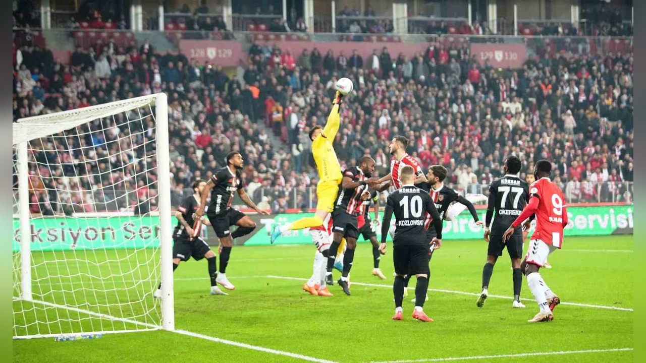 Samsunspor ve Gaziantep FK Beraberlik Mücadelesinde