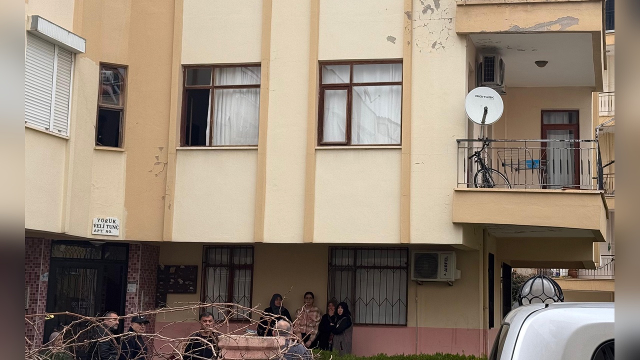 Küçük Kardeşin Trajik Ölümü: 10 Yaşındaki Çocuk Yatakta Bulundu