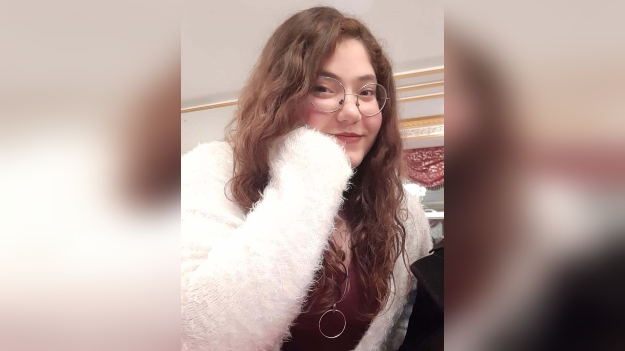 Feci Kaza: Otomobil Ağaca Çarptı, İki Can Gitti