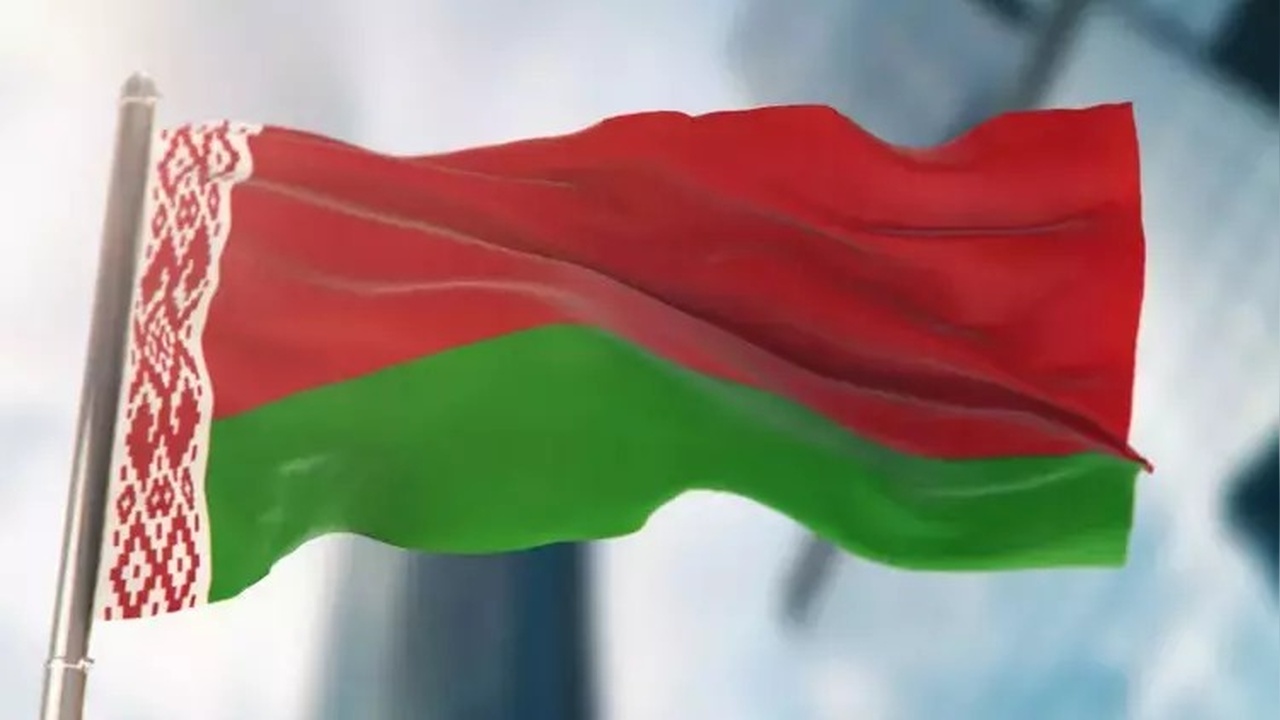 Belarus'ta Cumhurbaşkanlığı Seçimleri İçin Sandık Başında Bekleyiş