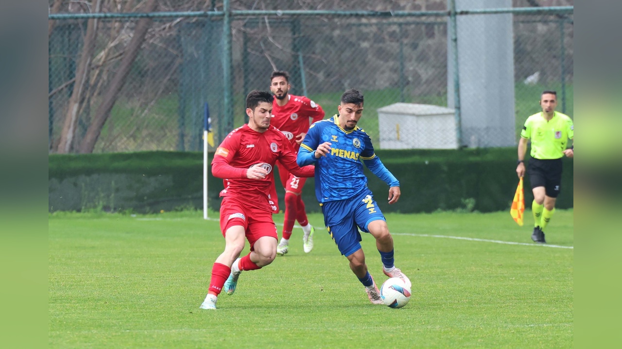 Menemen FK'da Moraller Yükseldi