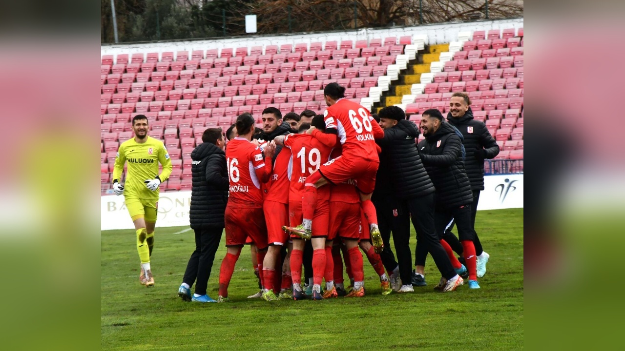Balıkesirspor, Üst Üste Galibiyetlerle İvme Kazandı