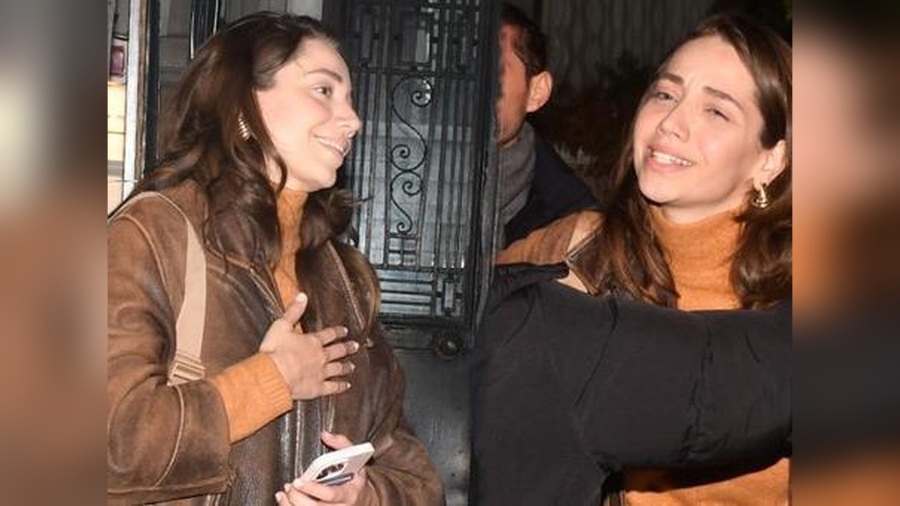 Özge Özacar, Flaş Patlamasına Tepki Gösterdi