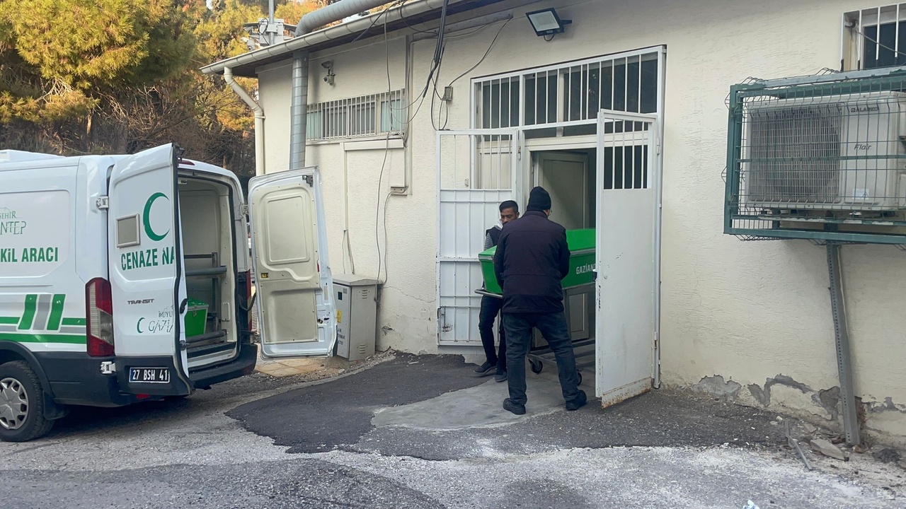 Kız Kardeşler Arasındaki Tartışma Kanlı Bitti