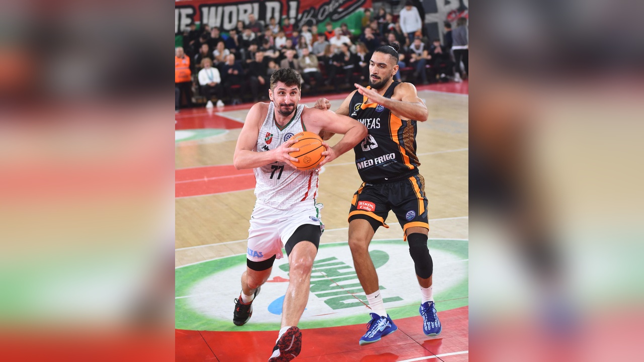 Karşıyaka'da Muhsin Yaşar İçin Yarış Kızışıyor