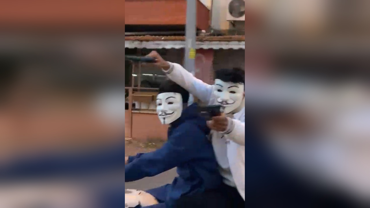 Oyuncak Tabancayla Korku Salan Şüpheliler Eğlencenin Sınırlarını Aştı
