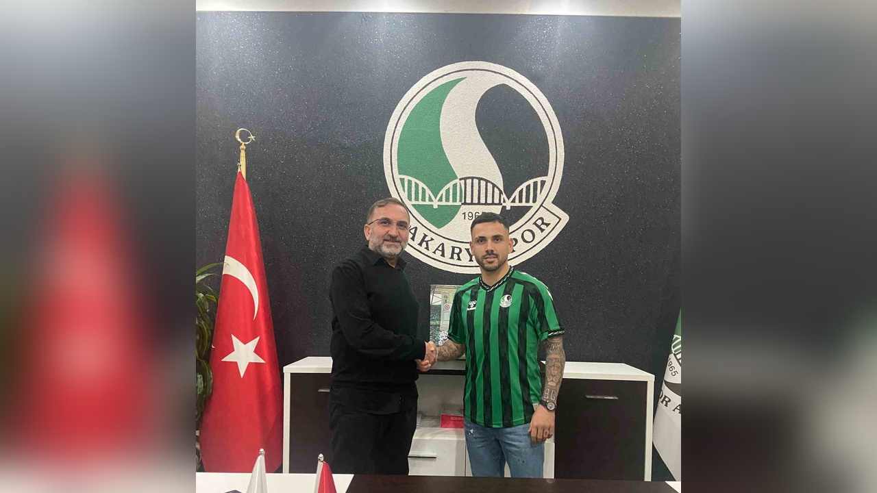 Sakaryaspor, Burak Çoban ile Anlaştı