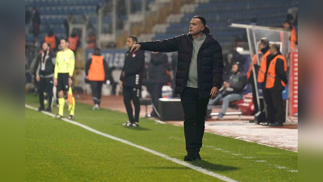 Kasımpaşa, Hatayspor'u Zorlu Mücadelede Geçti