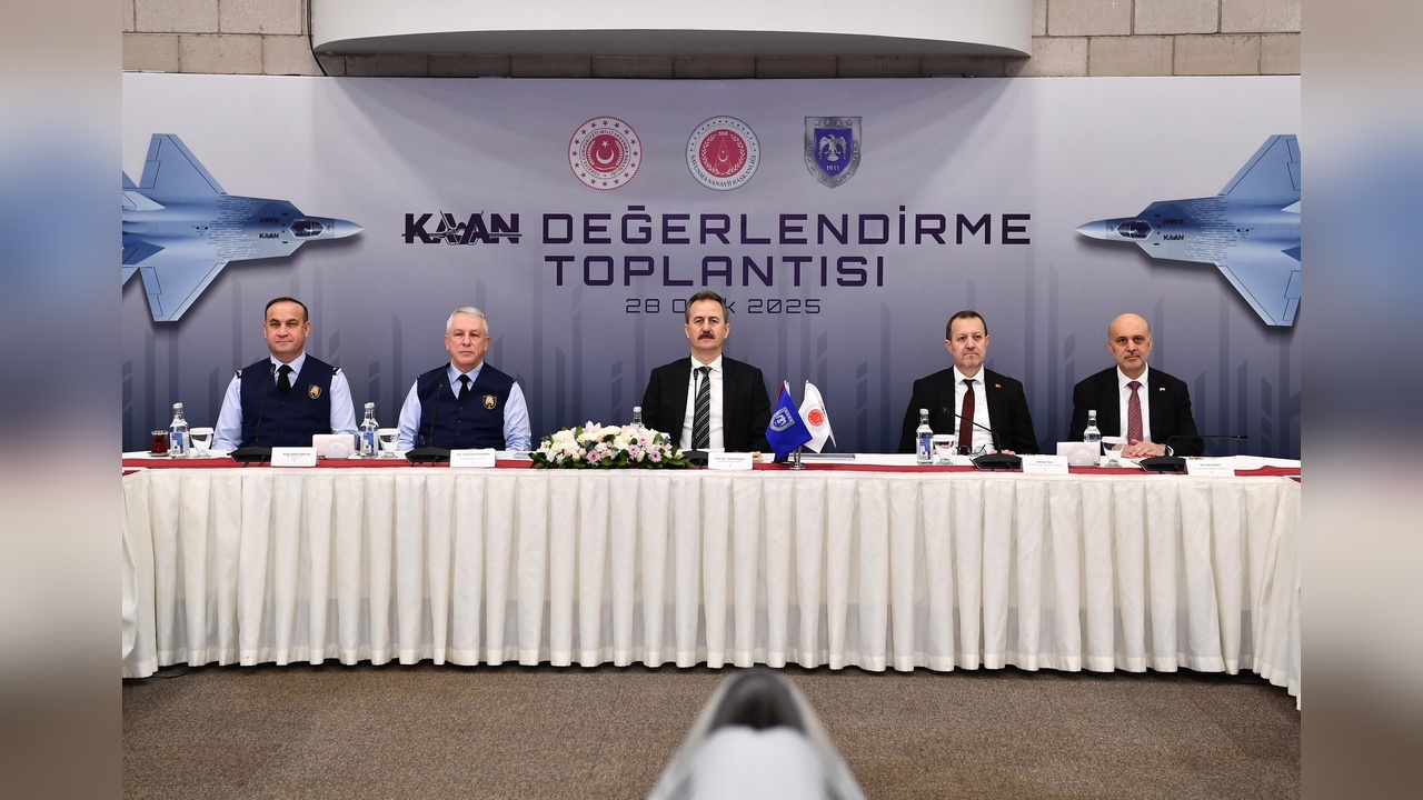 Savunma Sanayii Başkanı Görgün, KAAN Projesi İçin Toplantıda Bir Araya Geldi