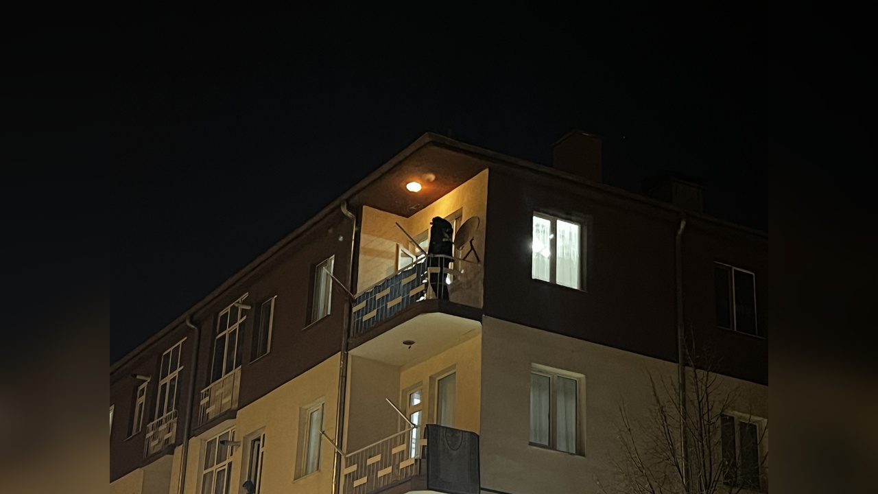 Balkonda Silahlı Saldırı: Husumet Kurbanı Oldu