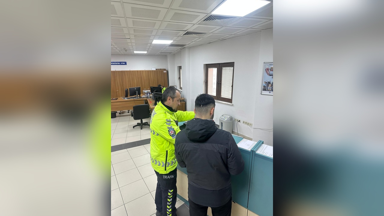 Sosyal Medya Paylaşımları Yüzünden Motosiklet Sürücüsüne Ceza