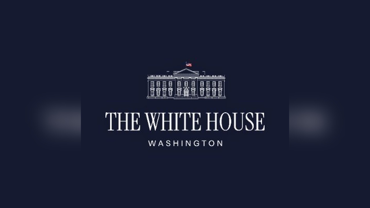Beyaz Saray'dan Trump'a Görevden Alma Yetkisi Açıklaması