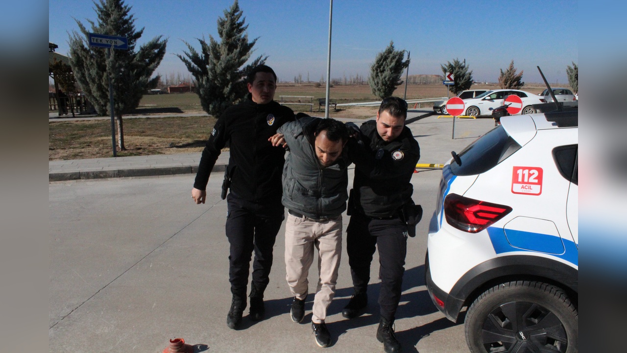 Bıçaklama Olayında İmam Serbest Bırakıldı