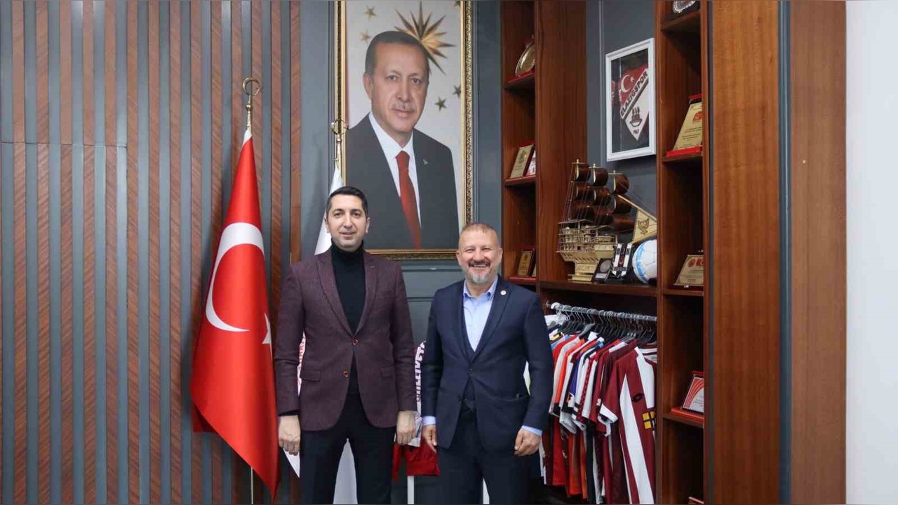 Elazığ'da Muaythai Şampiyonası Coşkuyla Başladı