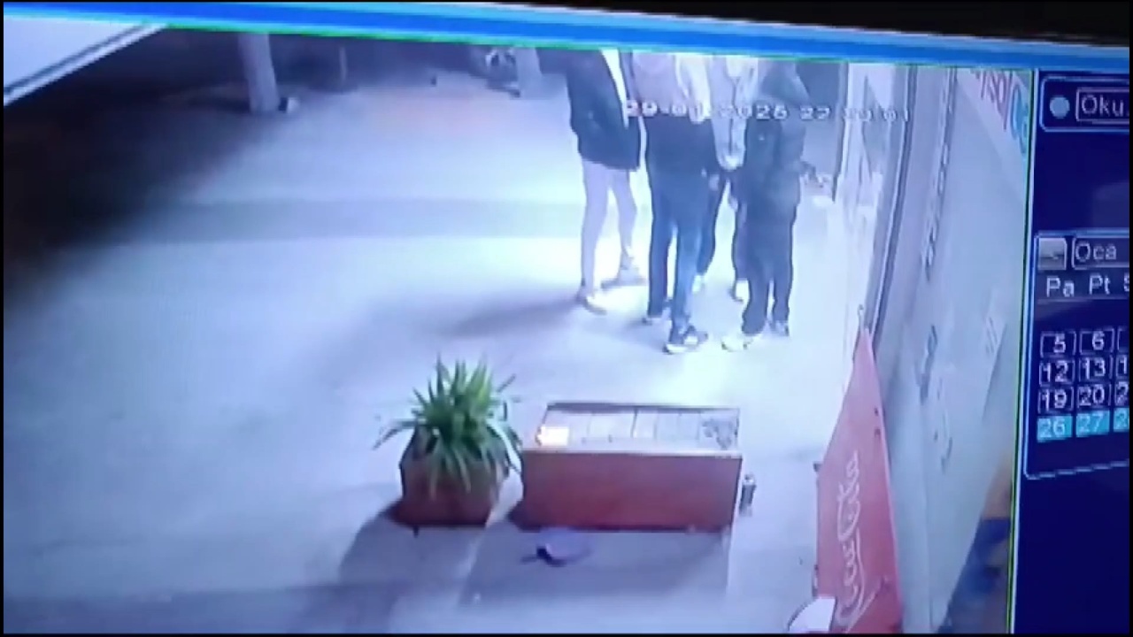 Küçükçekmece'de Silah Gösterimi Traji Komik Bir Olayla Sonuçlandı