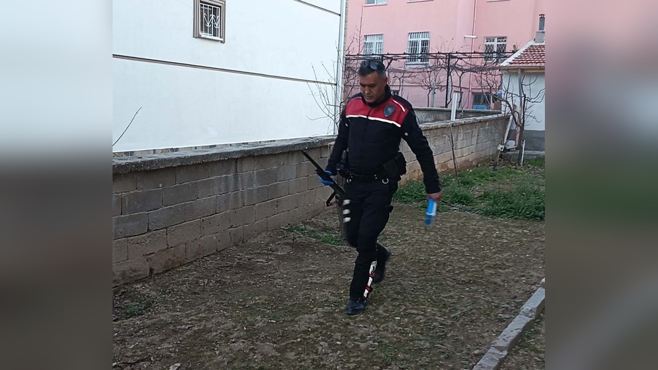 Husumetli Kişi Evde Tüfekle Yaralandı