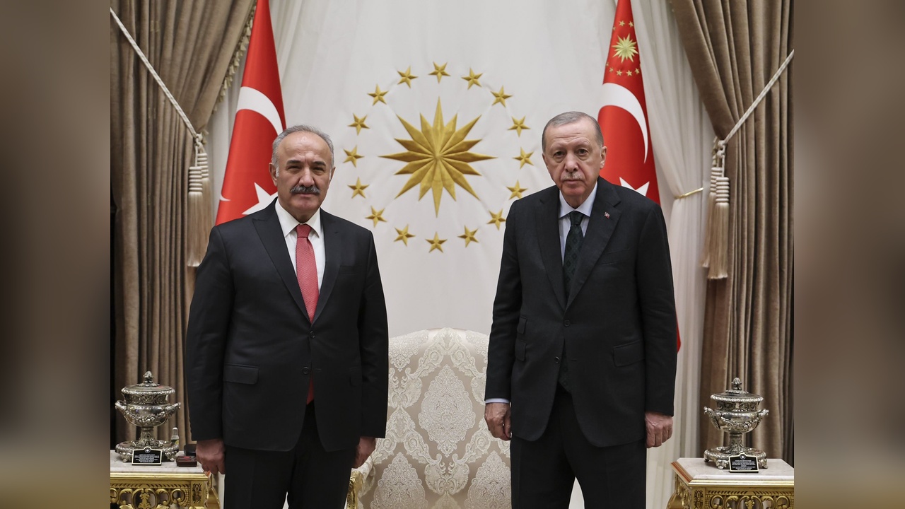 Cumhurbaşkanı Erdoğan, MGK Genel Sekreteri Hacımüftüoğlu ile Bir Araya Geldi