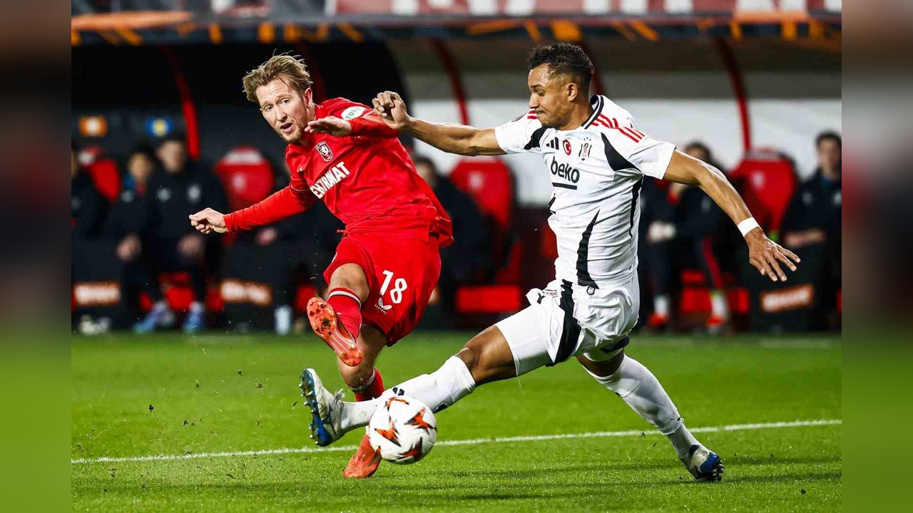 Beşiktaş, Twente ile Beraberlik Yaşıyor