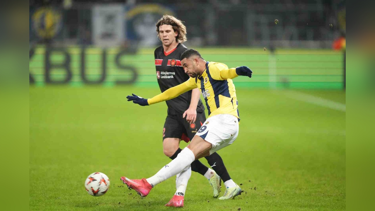 Fenerbahçe, Midtjylland ile Beraber Kaldı