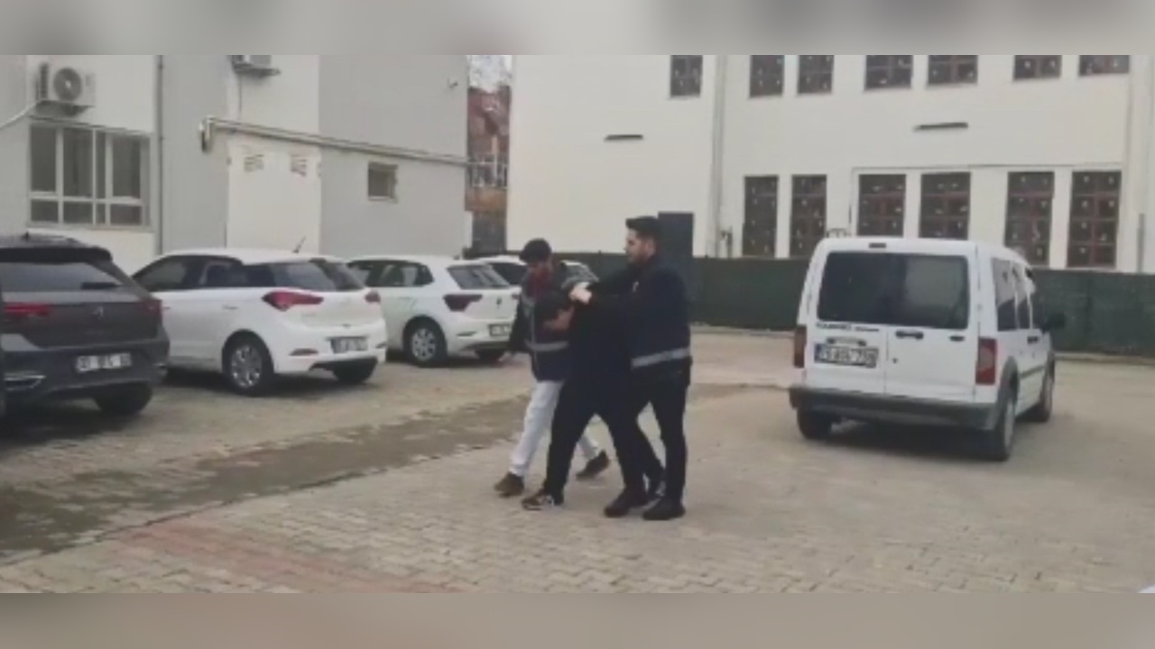Sahte Yüzbaşı Operasyonu: 73 Güvenlik Kamerası ile Yakalandı