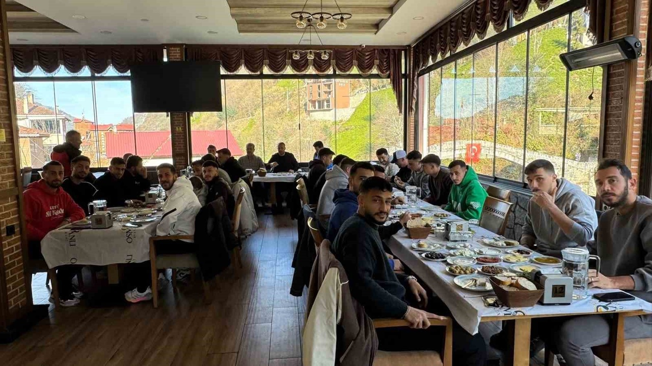 Pazarspor, 1922 Konyaspor Maçına Hazırlıklarını Tamamladı