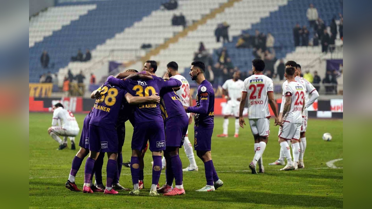 Eyüpspor, Sivasspor'u 1-0 Mağlup Etti