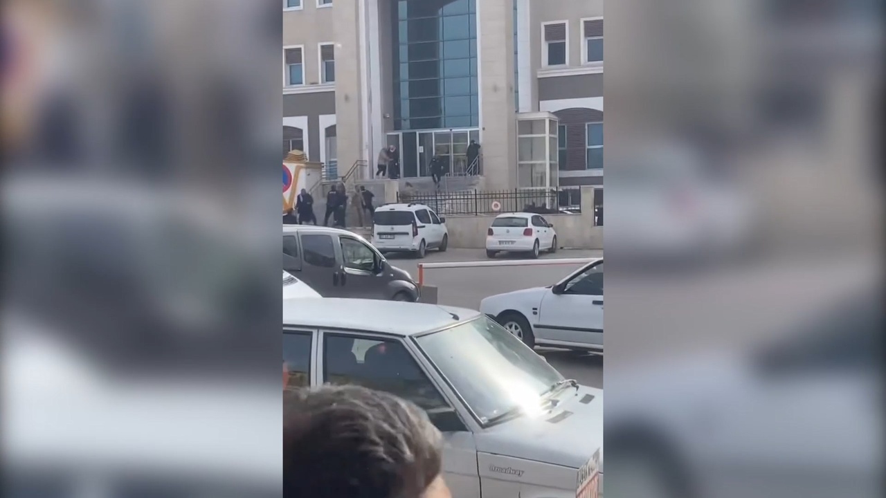 Şanlıurfa Adliyesi'nde Kavga: 16 Yaralı, 15 Gözaltı