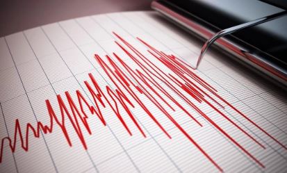 Ege Denizi'nde ardı ardına depremler! Beşik gibi sallanıyor