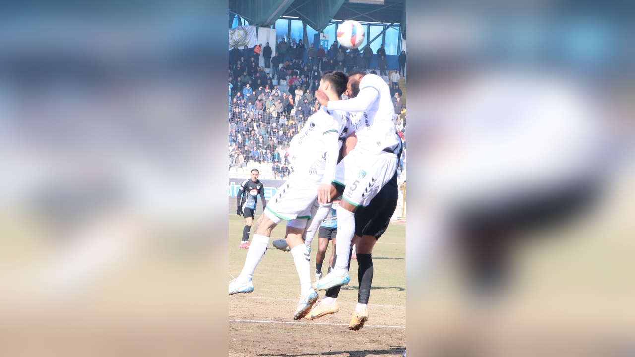 Erzurumspor ve Kocaelispor Beraberlikte Anlaştı
