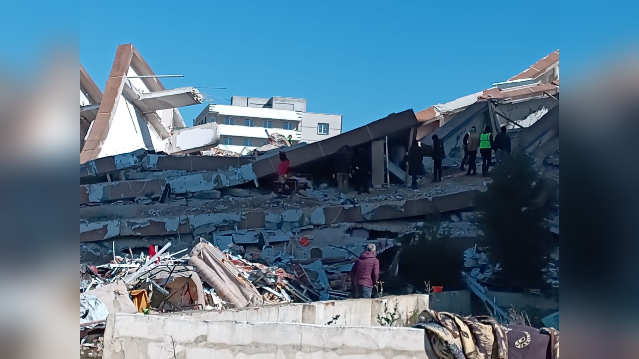 Sitedeki Facia Davasında Üç Sanık İçin Yakalama Kararı Çıktı