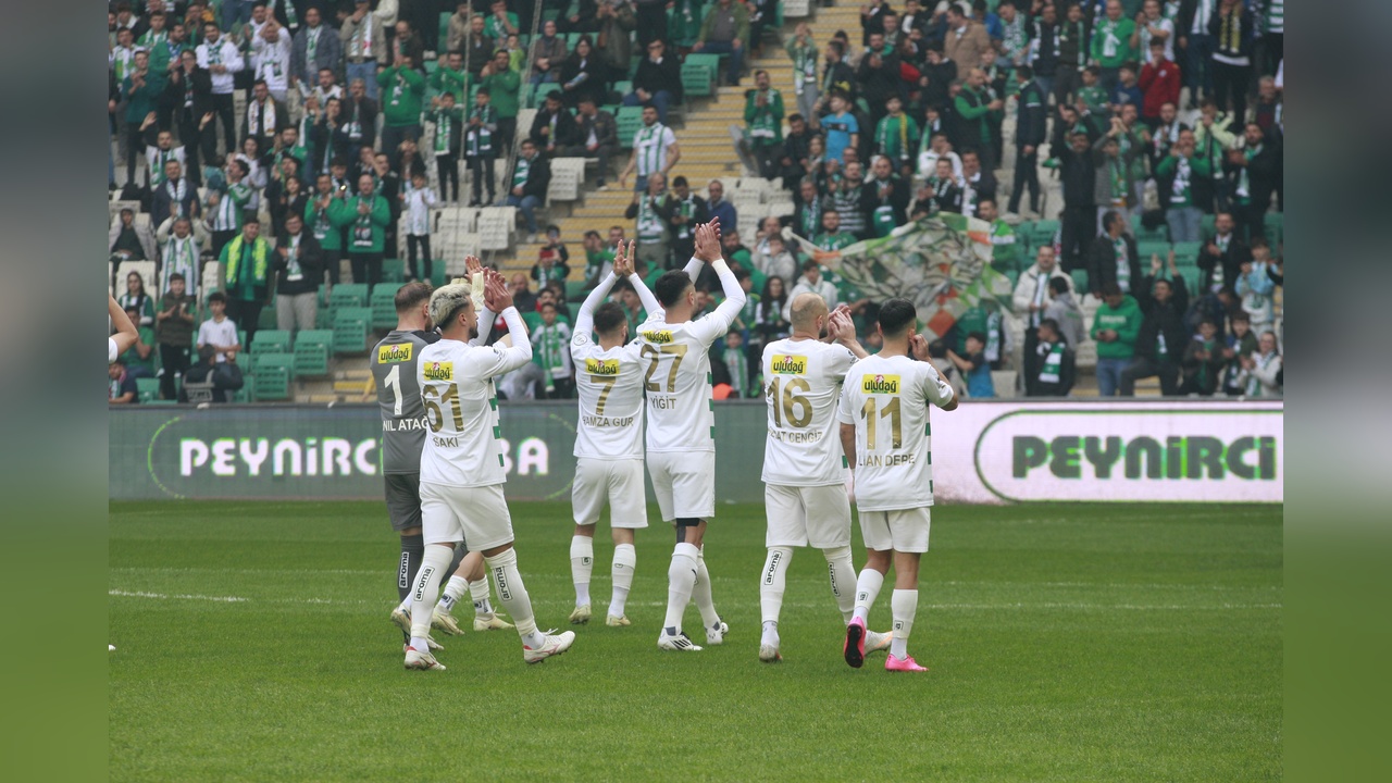 Bursaspor, Ergene Velimeşespor'u 2-0 Mağlup Etti
