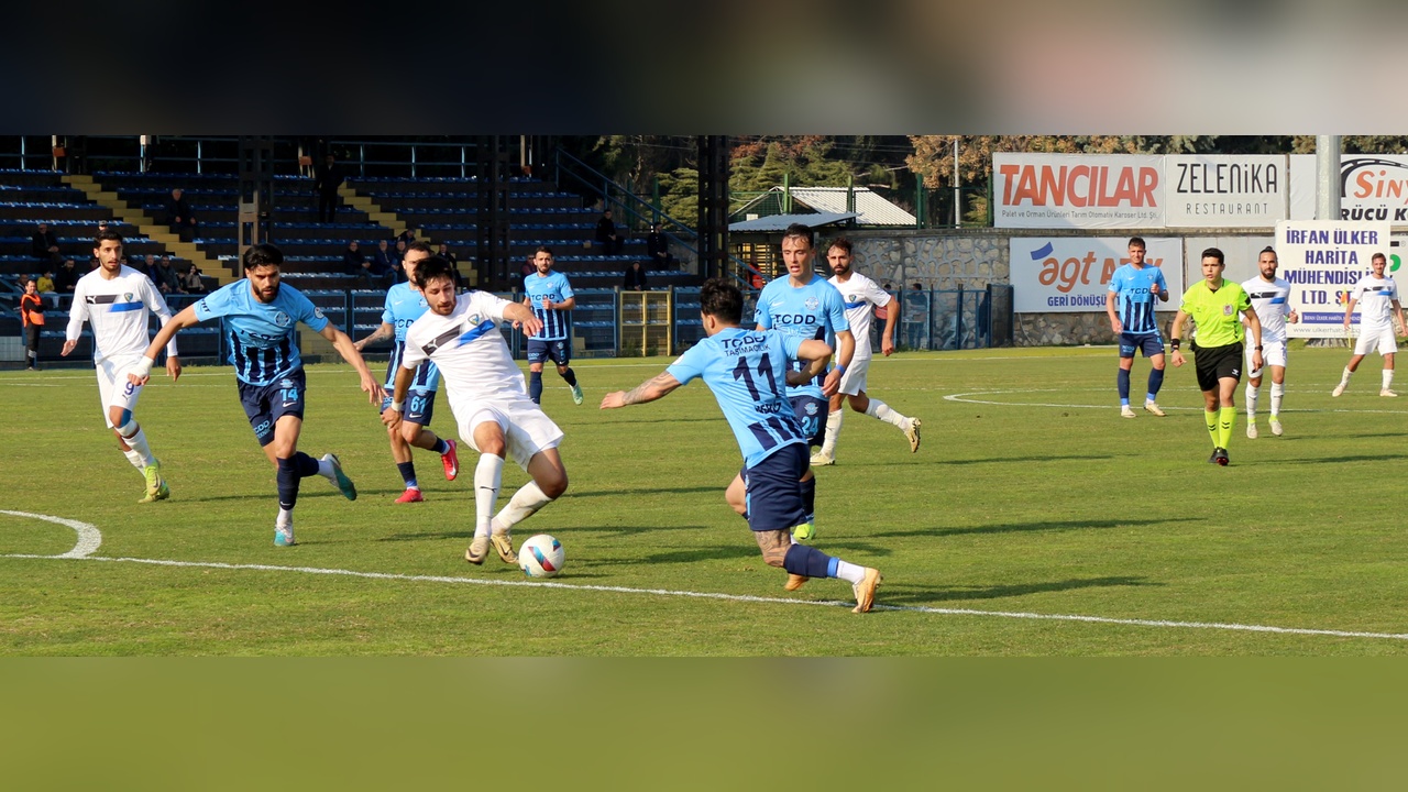 Karacabey Belediye Spor, Ankara Demirspor'u 2-1 Mağlup Etti