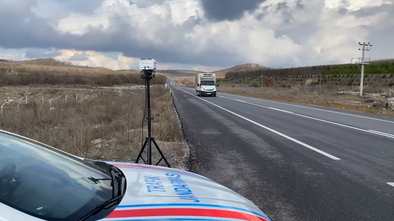 Kamyon ve Tanker Denetimlerinde 135 Bin Sürücüye Ceza Kesildi