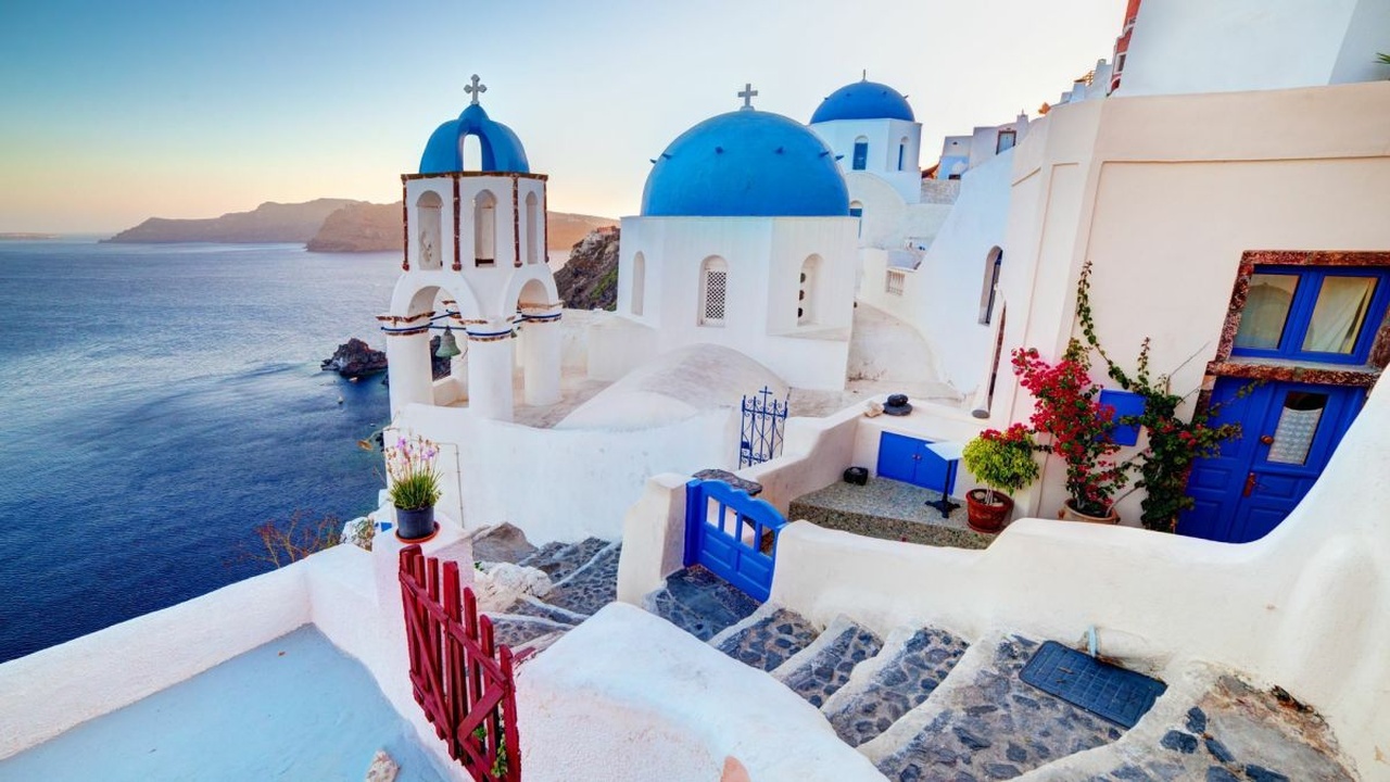 Santorini'de Sismik Hareketlilik Eğitimi Etkiledi