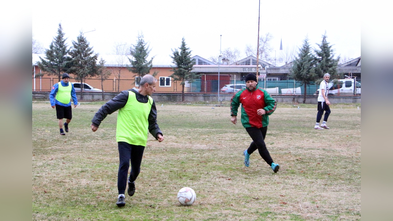Pazar Günleri Futbol Keyfi: 40 Yıldır Devam Ediyorlar
