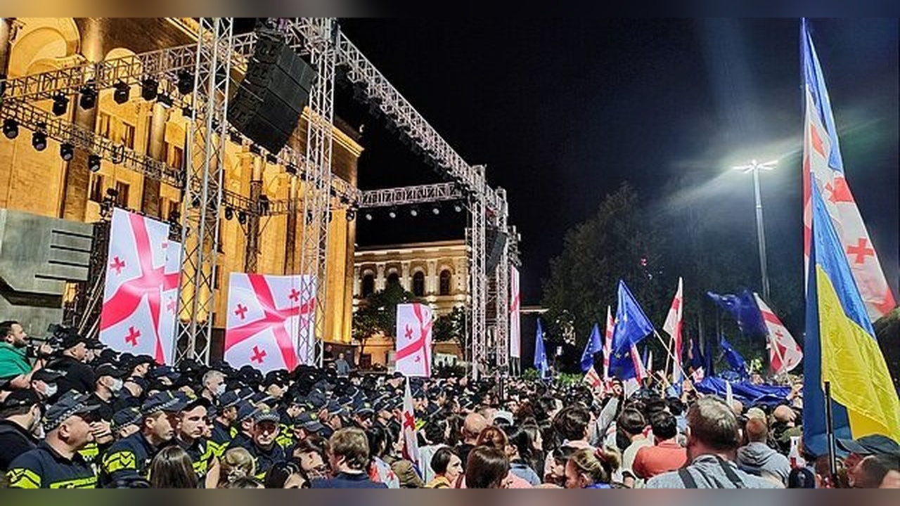 AB, Gürcistan'ın Demokrasi Mücadelesine Destek Veriyor