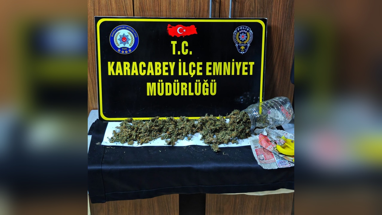 Kuş Kümesinde Ele Geçirilen 500 Gram Hint Keneviri Olayı