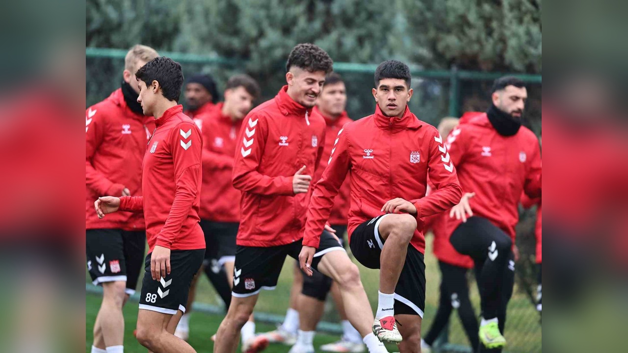 Sivasspor, Kocaelispor ile Karşılaşmaya Hazırlanıyor